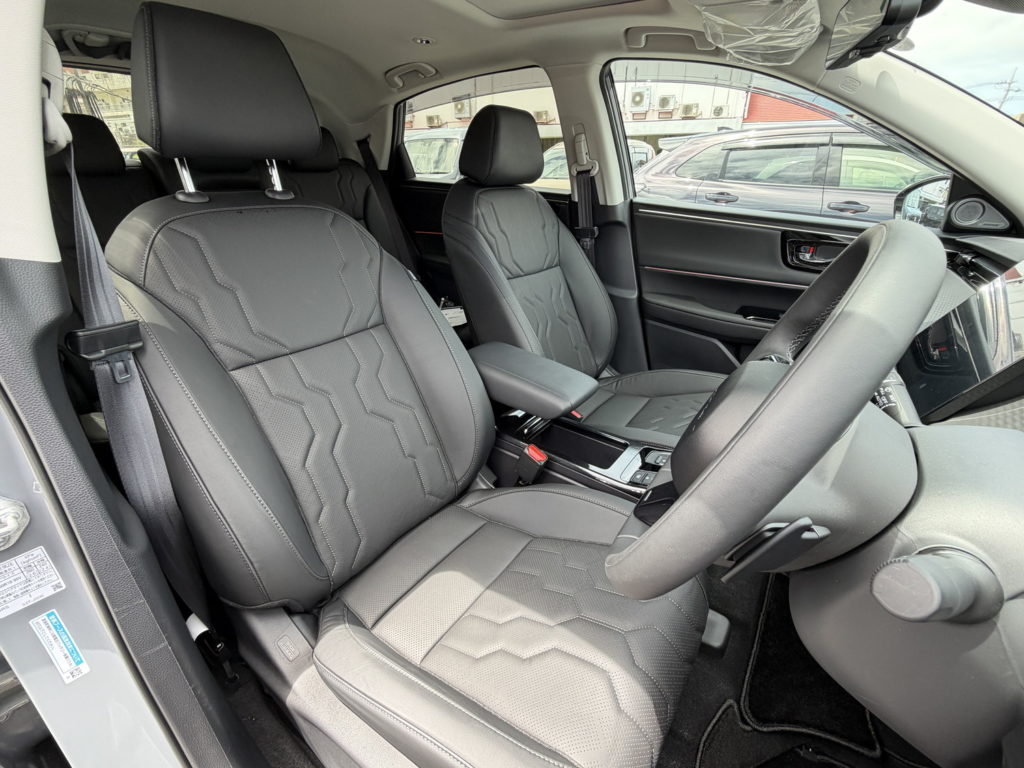 ホンダ INSIGHT フロントシート