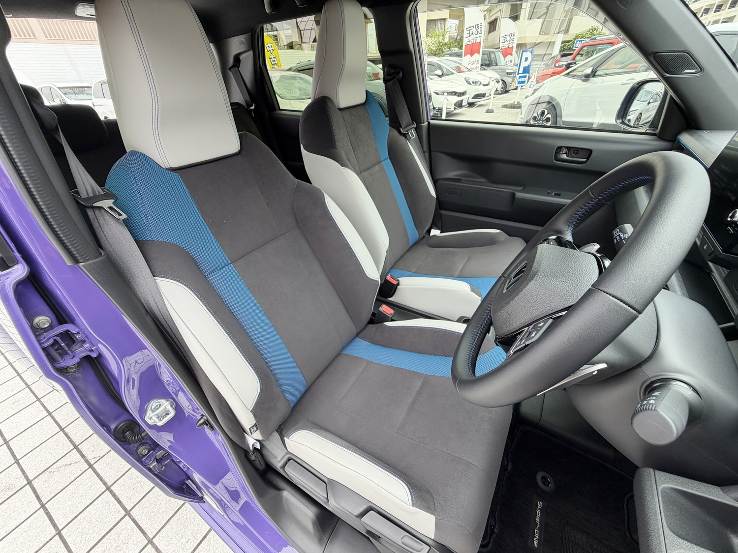 ホンダ Super-ONEの専用スポーツシート
